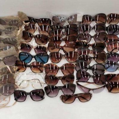 Assorted Sunglasses
Assorted Sunglasses some brands include Jessica Simpson, Tommy Hilfiger, ChloÃ©, Guess, Michael Kors so much more!