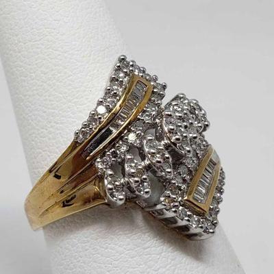 10k Gold Diamond Ring 4.6g
Weigh Approx 4.6g Approx Size 7

