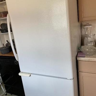 Maytag refrigerator 