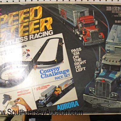  VINTAGE Semi Truck Slot Car Racetrack in Box

Auction Estimate $100-$200 â€“ Located Glassware 