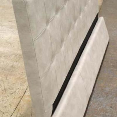  NEW King Size Leather-Like Button Tufted Bed

Auction Estimate $100-$300 â€“ Located Inside 