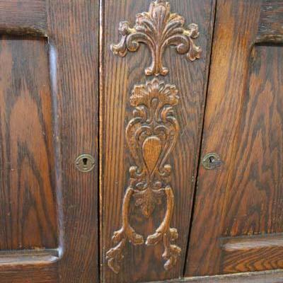  ANTIQUE Oak 3 Drawer 2 Door Server in Original Finish

Auction Estimate $100-$300 â€“ Located Inside 