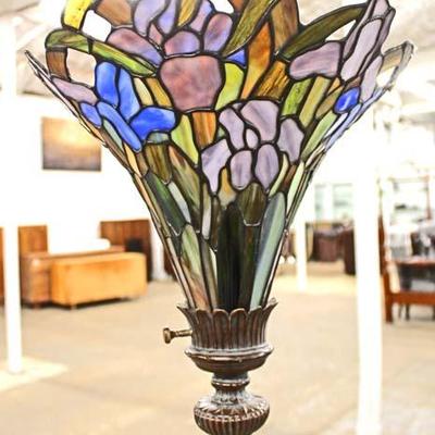  Stain Glass Contemporary Decorator Floor Lamp

Auction Estimate $50-$150 â€“ Located Inside 