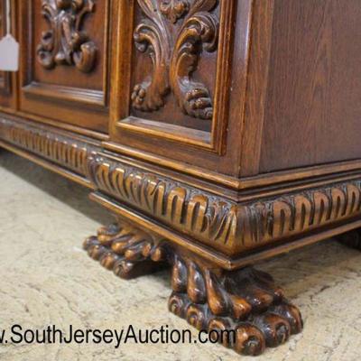  ANTIQUE Continental 2 Piece Oak Griffin Carved with Heavily Carved Feet Display Cabinet with Key and Glass Shelves

Auction Estimate...