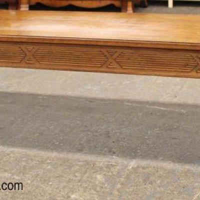  VINTAGE â€œHenredon Furnitureâ€ Banded Mahogany Coffee Table

Auction Estimate $100-$300 â€“ Located Inside 