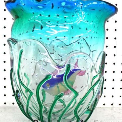 NICE Hand Blown Art Glass Fish Decorative Vase Attribute to Murano

Auction Estimate $100-$200 â€“ Located Glassware 