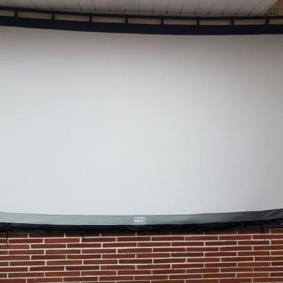 Outdoor Projection Screen