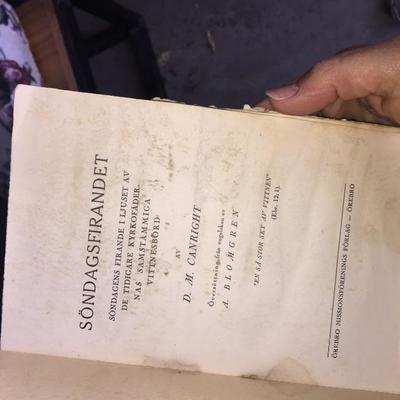 Estate sale photo