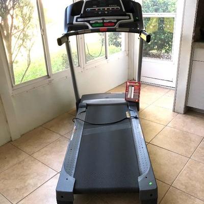 Pro-Form Model 520 Performance 400 (Pro Shox Lite) Treadmill - $175