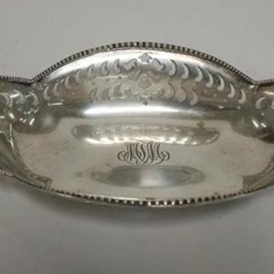 1028  TIFFANY AND COMPANY MAKERS BALL FOOTED STERLING SILVER BON BON WITH RETICULATED EDGE. MONOGRAMMED. 7 7/8 IN X 4 5/8 IN. 4.62 TROY OZ

