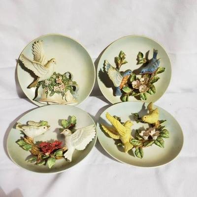Lot of Four 3D Bird Jonathan Bryson Collectible Plates