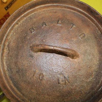 CAST IRON POT