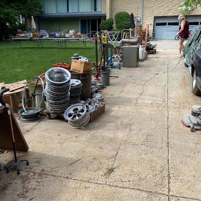 Estate sale photo