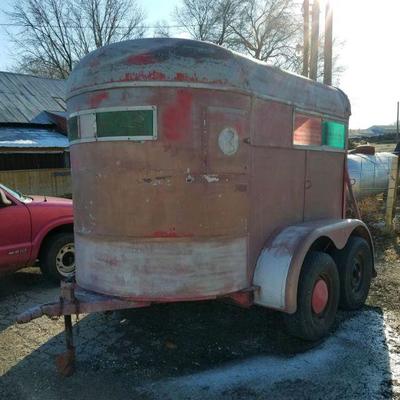 2 horse trailer with title