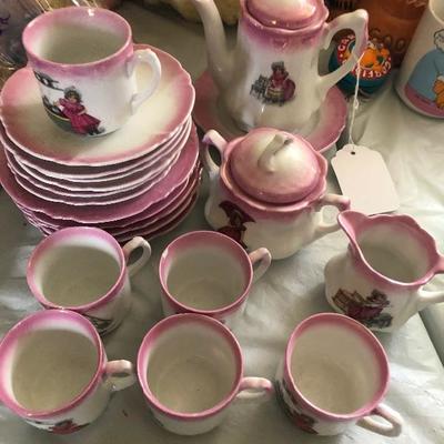 Childs tea set dishes 