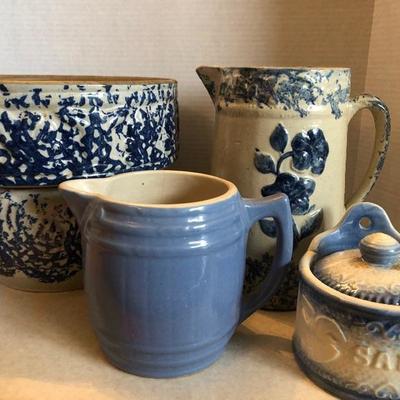 Blue & white pottery