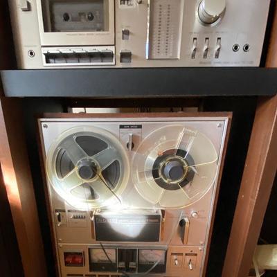 Sony Tc-630 Stereo Reel-To Reel Tape Recorder, Turntable, and Pair of Speakers