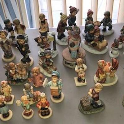 Many Hummels with original boxes