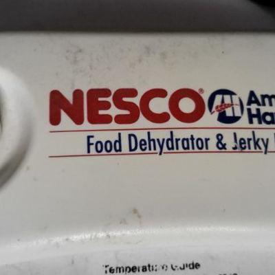 Nesco Food Dehydrator/Jerky Maker