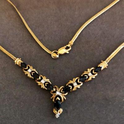 Nice necklace  14 K gold