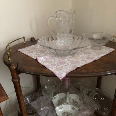 Tea cart