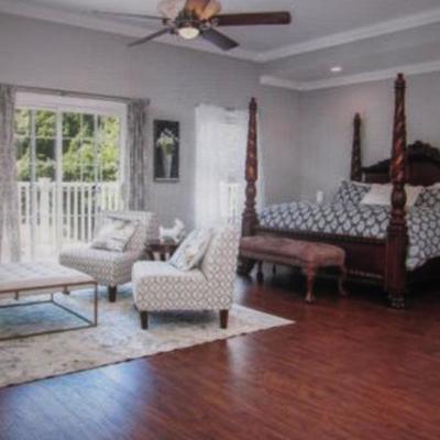 Stunning Four Poster King Thomasville Bedroom Suite