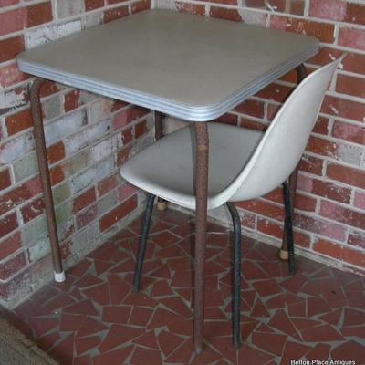 Small Outdoor Table/one chair