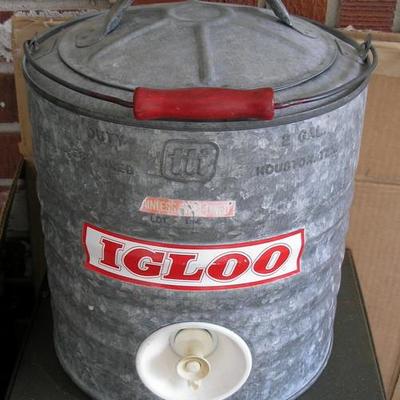 Metal Igloo Vintage Can