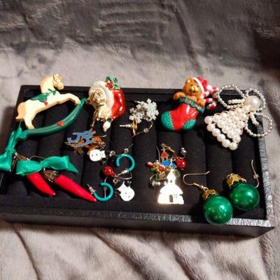 Christmas jewelry