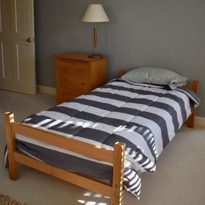 Maple twin bed