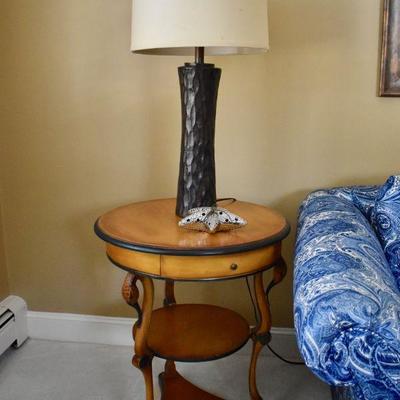 Side table with swan carvings