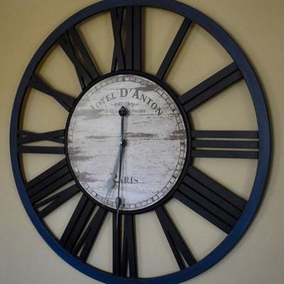 Large "Hotel D'Anton" clock
