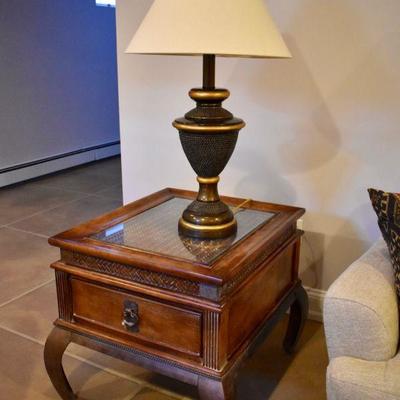 End table and lamp
