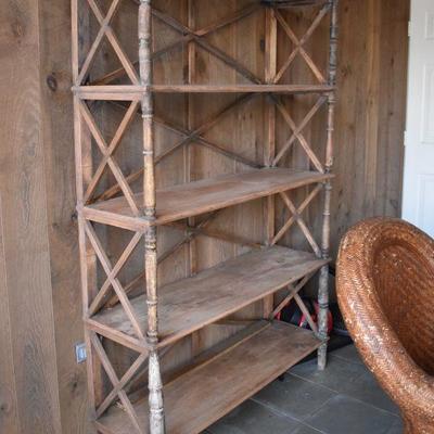 Etagere