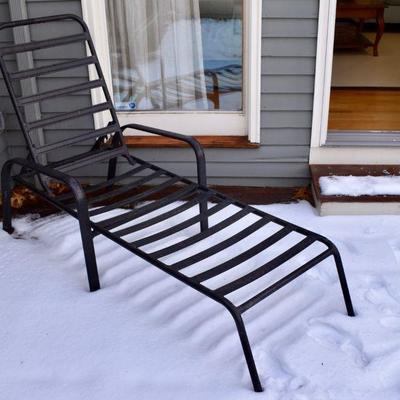Lounge chair