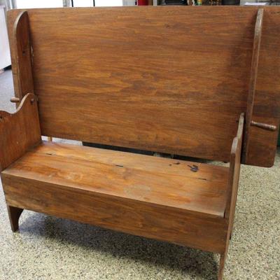 Antique Settle Bench that turns into a table