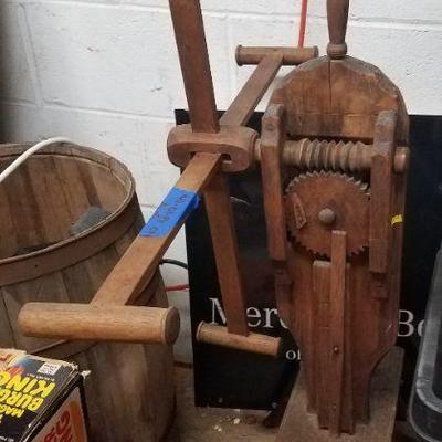 Estate sale photo