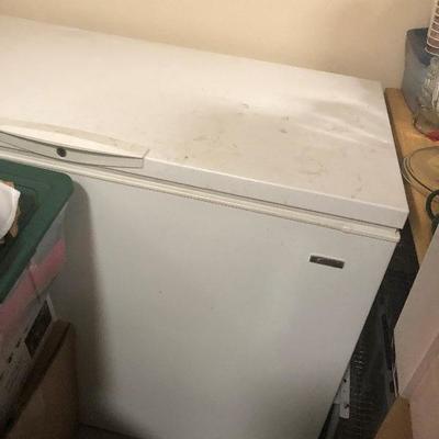 Deep freezer