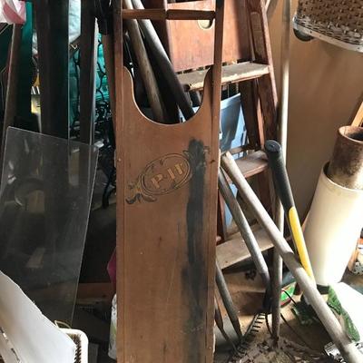 Estate sale photo