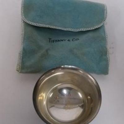 1091	TIFFANY & COMPANY MAKERS STERLING SILVER SALT DIP, 2 1/2 IN DIA, 1.205 TROY OZ 
