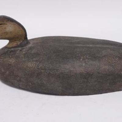 1180	CARVED WOODEN DUCK DECOY W/ GLASS EYES 17 IN L 
