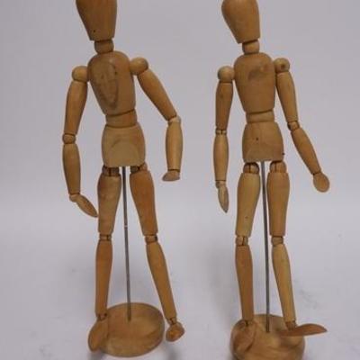 1108	PAIR OF JOINTED WOODEN STICK MEN, 13 1/2 IN H 
