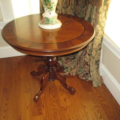 Many Inlaid Accent Tables To Choose From 