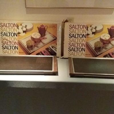 Pair of Salton Automatic Food Warmers