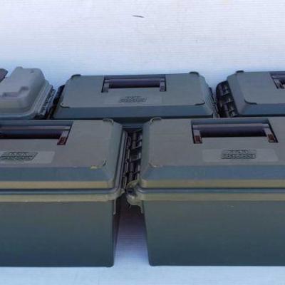 2552: 5 Empty Ammo Cans
5 Empty Ammo Cans Measures Approx 7.3"(L)Ã—12.5"(W)Ã—7.5"(H)