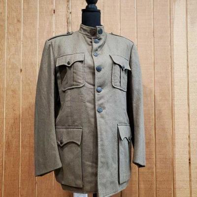 Vintage U.S. Navy Trench Coat
Vintage U.S. Navy Trench Coat
