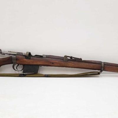 790: Lee-Enfield Mark lll 7.62 Bolt Action Rifle with Magazine
Serial number: 38813 Barrel Length: 25"