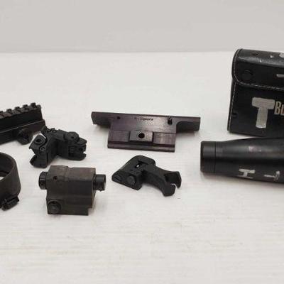 1071: Bushnell Boar Sight and Miscellaneous Firearm Mounting Parts
Bushnell Boar Sight and Miscellaneous Firearm Mounting Parts
