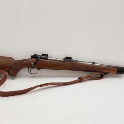 685: Winchester Model 70 Featherweight .270win Bolt Action Rifle
Serial Number: 416942
Barrel Length: 22