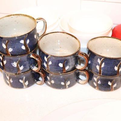 7 nice mugs for $10